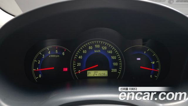 Kia Canival 2010 — photo 8