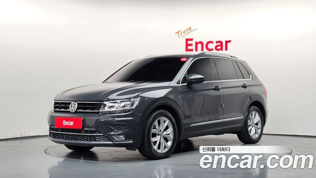 Volkswagen Tiguan 2018 — photo 1