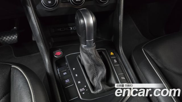 Volkswagen Tiguan 2018 — photo 9