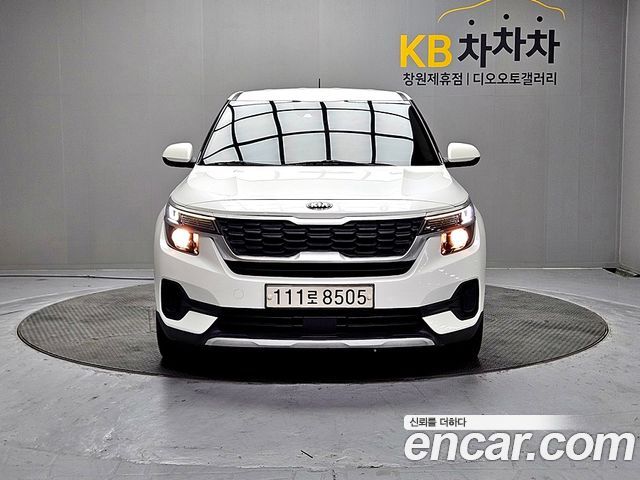 Kia Seltos 2022 — photo 1