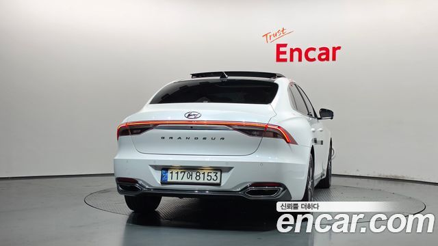 Hyundai Grandeur 2022 — photo 4