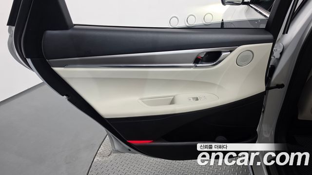 Hyundai Grandeur 2022 — photo 15