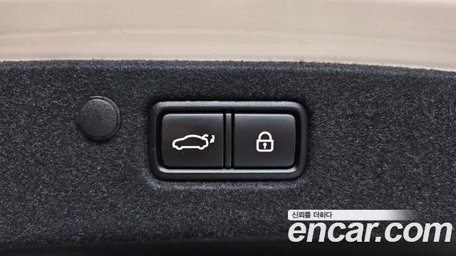 Hyundai Grandeur 2022 — photo 31