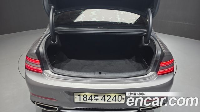 Genesis G80 2021 — photo 23