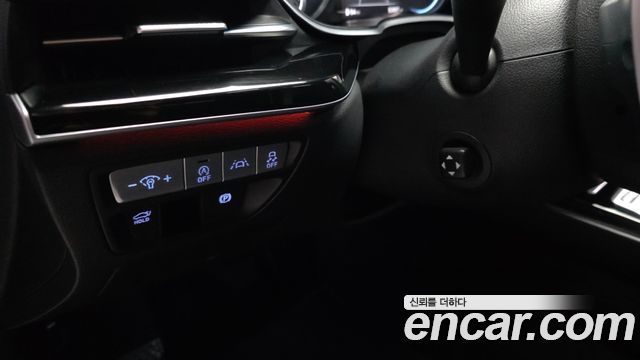 Genesis G80 2021 — photo 28