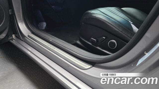 Genesis G80 2021 — photo 30