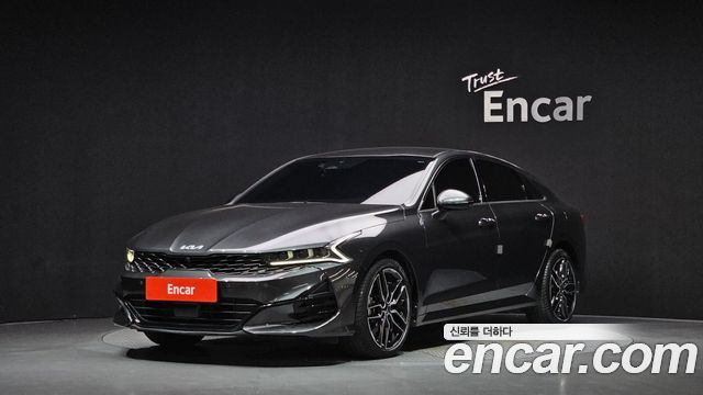 Kia K5 2023 — photo 1
