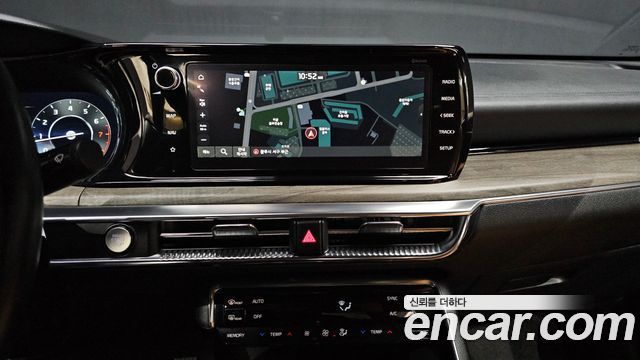 Kia K5 2023 — photo 13