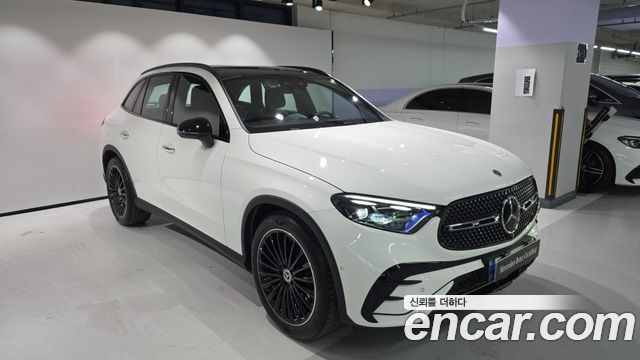 Mercedes-Benz GLC-Class 2026 — photo 2