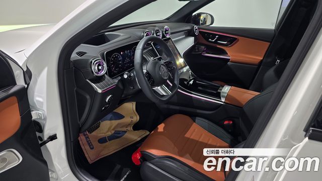 Mercedes-Benz GLC-Class 2026 — photo 19