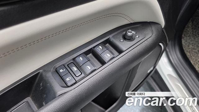 Jeep Compass 2022 — photo 32