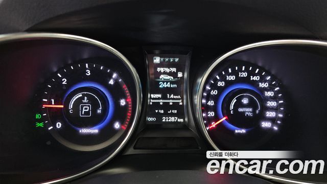 Hyundai Santafe 2015 — photo 8