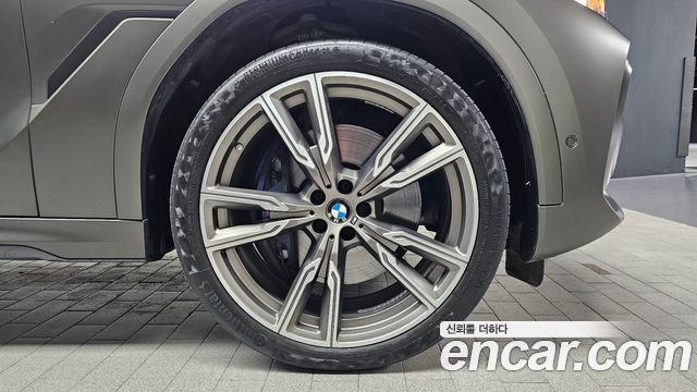 BMW X6 2021 — photo 7