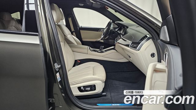 BMW X6 2021 — photo 16