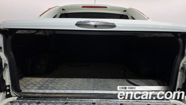 KG Mobility KORANDO 2018 — photo 23