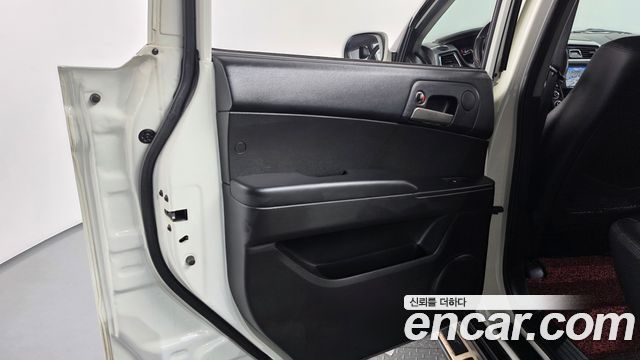 KG Mobility KORANDO 2018 — photo 15