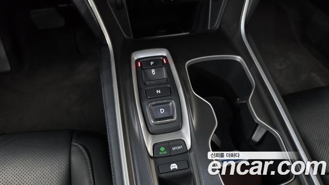 Honda Accord 2018 — photo 9