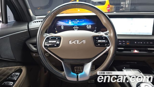 Kia K8 2022 — photo 13