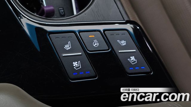 Kia K8 2022 — photo 17