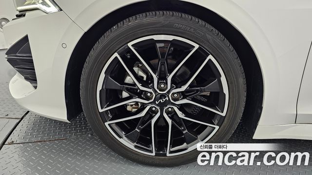 Kia K5 2023 — photo 5