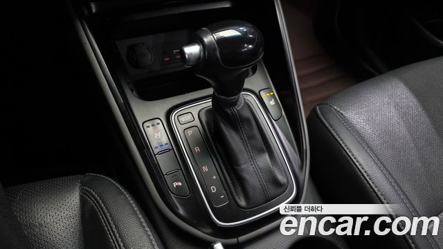 Kia Carens 2017 — photo 9