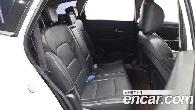 Kia Carens 2017 — photo 11