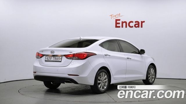 Hyundai AVANTE 2014 — photo 2