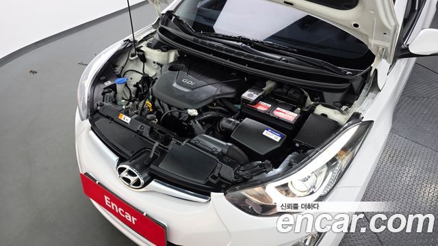 Hyundai AVANTE 2014 — photo 6