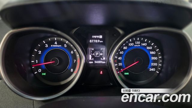 Hyundai AVANTE 2014 — photo 8