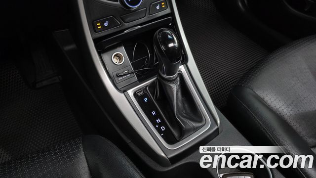 Hyundai AVANTE 2014 — photo 9