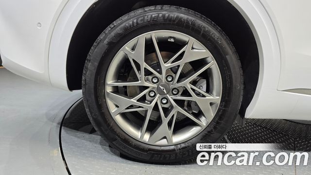 Genesis GV70 2023 — photo 5