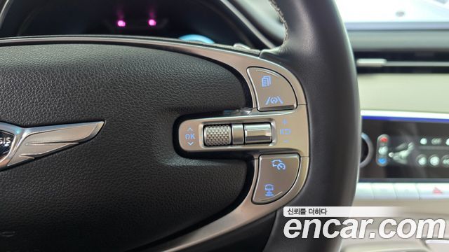 Genesis GV70 2023 — photo 22