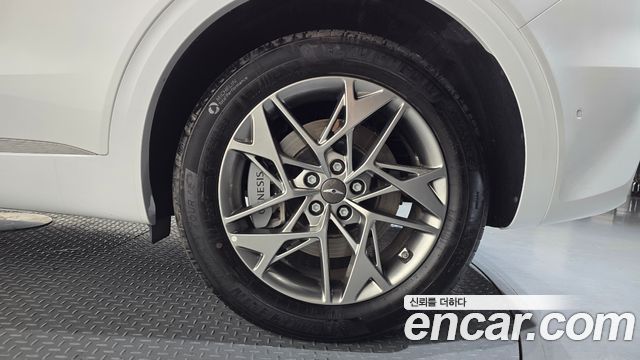 Genesis GV70 2023 — photo 7