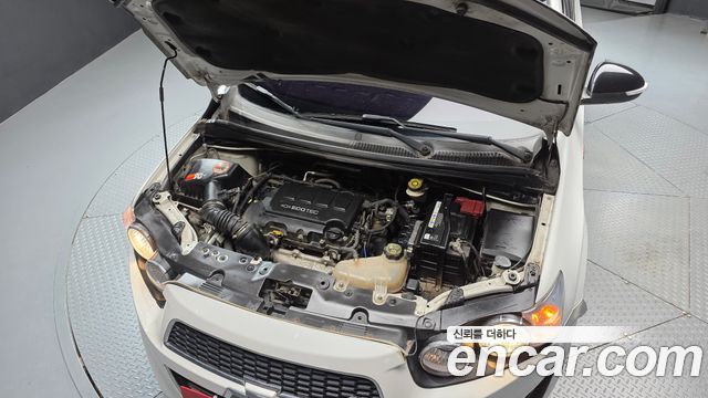 Chevrolet Korea Aveo 2014 — photo 6