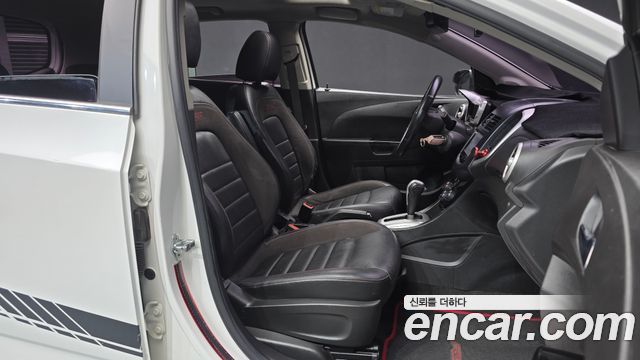 Chevrolet Korea Aveo 2014 — photo 11