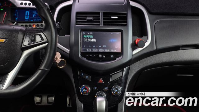 Chevrolet Korea Aveo 2014 — photo 14