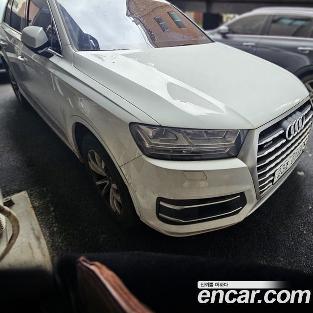 Audi Q7 2016 — photo 2