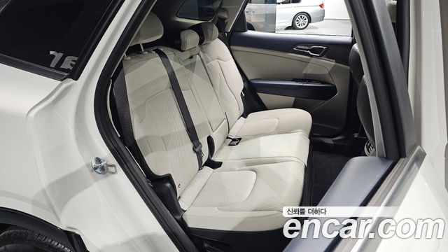 Kia Sportage 2023 — photo 17
