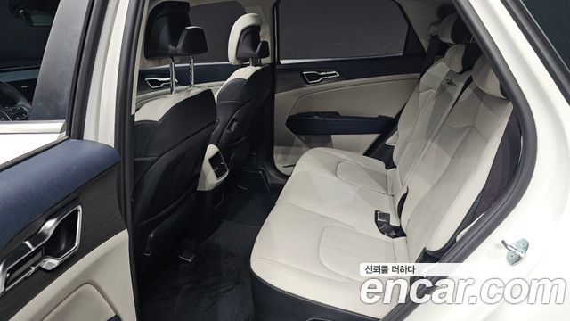 Kia Sportage 2023 — photo 18