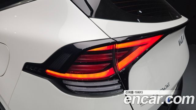 Kia Sportage 2023 — photo 9