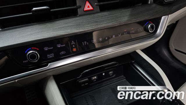 Kia Sportage 2023 — photo 28