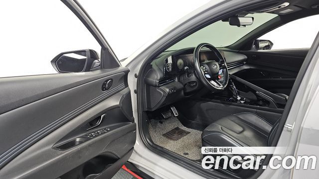 Hyundai AVANTE 2022 — photo 10