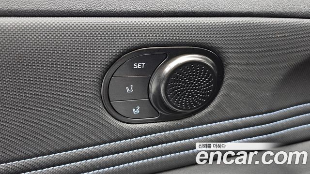Hyundai AVANTE 2022 — photo 12