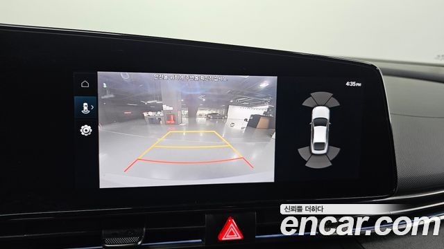 Hyundai AVANTE 2022 — photo 16