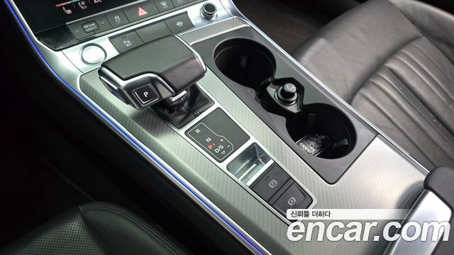 Audi A6 2020 — photo 9