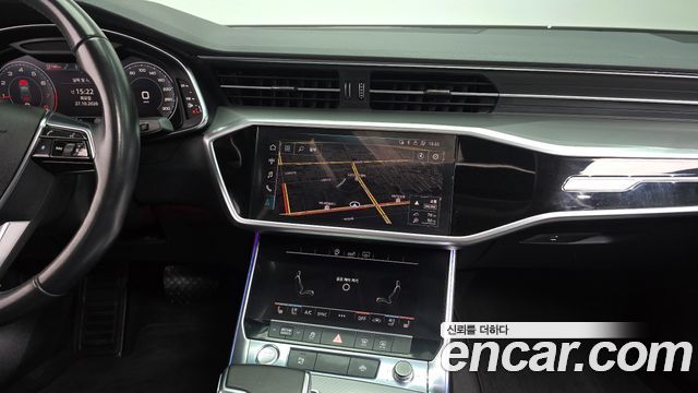 Audi A6 2020 — photo 13