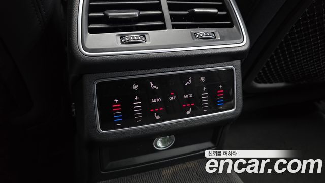 Audi A6 2020 — photo 18