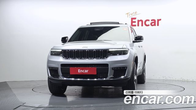 Jeep Cherokee 2023 — photo 3