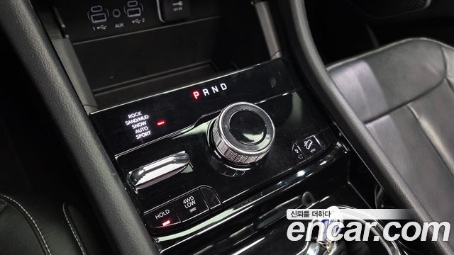 Jeep Cherokee 2023 — photo 12