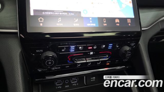 Jeep Cherokee 2023 — photo 28